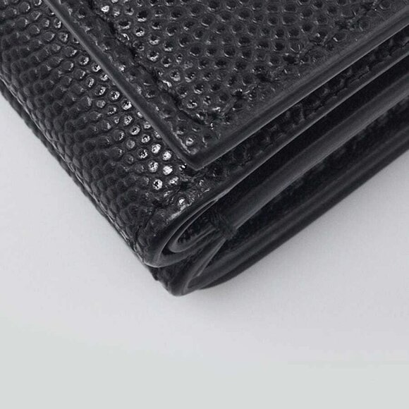 Burberry Black Pebbled Leather Lark TB Compact Wallet - Picture 4 of 11